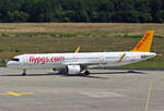 A 321-100 der Pegasus Airlines, TC-.RBL taxy in CGN - 04.07.2022