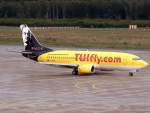 TUIfly B737-300 D-AGEE auf dem Taxiway zur 14L in CGN / EDDK / Köln Bonn am 19.08.2007