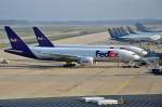 B 777-FS2 der FedEx, N854FD und N861FD in CGN - 28.10.2012