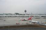 Terminal 1 des Flughafens Mnchen an einem sehr trben 10.03.2011