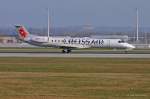 Crossair, HB-JAT, ERJ 145LU beim Start in MUC nach Basel (BSL) 02.04.2005
