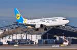 UR-GAO / Ukraine Int'l. Airlines / B737-4Z9 vor der Landung in MUC aus Kiev (KBP) 28.12.2013