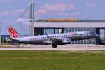 OE-IHE  Rumba  / Niki / ERJ 190LR in MUC bei der Landung aus Wien (VIE) 20.05.2014