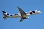 SP-LII / LOT Polish Airlines / ERJ 175LR in MUC im Steigflug nach Warschau (WAW) 23.06.2014