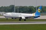 UR-PSG Ukraine International Airlines Boeing 737-85R(WL)  vor der Landung in München  12.05.2015
