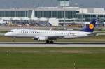 D-AEBM Lufthansa CityLine Embraer ERJ-195LR (ERJ-190-200 LR)  am 11.09.2015 in München bei der Landung