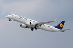 D-AEMD Lufthansa CityLine Embraer ERJ-195LR (ERJ-190-200 LR) in München am 14.05.2016 gestatet