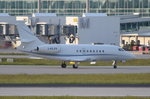 I-FLYV Private Dassault Falcon 2000   zum Gate in München am 18.05.2016