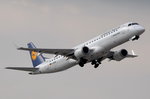 D-AEME Lufthansa CityLine Embraer ERJ-195LR (ERJ-190-200 LR) in München am 12.10.2016 gestartet