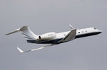 VP-CHI  Private Gulfstream G550   am 12.10.2016 gestartet in München