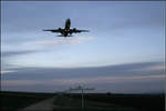. Im Landeanflug -

Eine Boeing 737 wird gleich auf dem Flughafen in Stuttgart ankommen.

03.01.2007 (M)