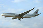 Qatar Airways, A7-ACB, Airbus A330-202, msn: 489, 15.August 2006, LHR London Heathrow, United Kingdom.