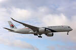 Malaysia Airlines, 9M-MAB, Airbus A350-941, msn: 159, 05.Juli 2023, LHR London Heathrow, United Kingdom.