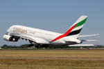 Emirates Airbus A380-861 A6-EOR beim Start in Amsterdam 14.7.2018