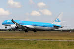 KLM Boeing 787-10 Dreamliner PH-BKF beim Start in Amsterdam 13.6.2020