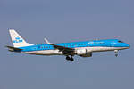 KLM Cityhopper, PH-EZF, Embraer ERJ-190STD, msn: 19000304, 19.Mai 2023, AMS Amsterdam, Netherlands.