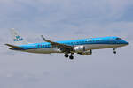 KLM Cityhopper, PH-EZM, Embraer ERJ-190STD, msn: 19000338, 19.Mai 2023, AMS Amsterdam, Netherlands.
