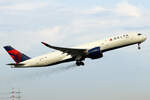 Delta Airlines Airbus A350-941 N507DN beim Start in Amsterdam 12.8.2025