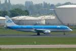 KLM cityhopper, PH-EZT, Embraer, ERJ-190 LR, 25.05.2012, AMS-EHAM, Amsterdam (Schiphol), Niederlande 