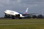 LAN Cargo B777-200F N774LA beim Takeoff auf 36L in AMS / EHAM / Amsterdam am 15.04.2012