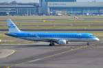 PH-EZF KLM Cityhopper Embraer ERJ-190STD (ERJ-190-100)  zum Start in Amsterdam  13.03.2015