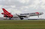 Martinair Cargo PH-MCY bei der Landung in Amsterdam 20.5.2015