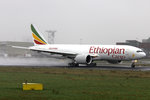 Ethiopian Cargo B777-200F ET-ARI beim Takeoff auf 21 in MST / EHBK / Maastricht am 05.02.2016