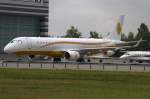Private, M-SBAH, Embraer, ERJ-190-100BJ Lineage-1000, 06.08.2010, VIE, Wien, Austria 


