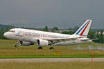 Republique Francaise, F-RBFA, Airbus A319-115X BJ, msn: 1485, 11.Juni 2008, GVA Genève, Switzerland.