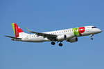 TAP Express (Operated by Portugalia Airlines), CS-TPQ, Embraer ERJ-190LR, msn: 19000450,  Faro , 29.Juli 2017, ZRH Zürich, Switzerland.