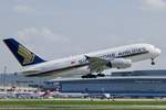A380-841 (A388) 9V-SKU der Singapore Airlines beim Start am 15.9.18 in Zürich.