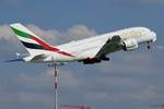 A380-861 (A388) A6-EUC Der Emirates nach dem Start am 15.9.18 in Zürich.