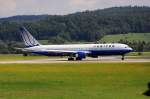 United Airlines, N647UA, Boeing 767-322/ER.