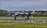 Red Bull N25Y, Lockheed P-38 Lightning; Flying Bulls Trainings Camp auf Maribor Flughafen MBX.