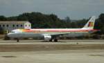 EC-IXD (Airbus A321-211) der Iberia verlässt PMI am 04.08.2009 in Richtung MAD.