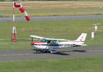 C 172 N SkyHawk II, D-EDWM auf dem Rollweg in EDKB - 23.06.2020