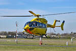 EC 145 (BK 117C2), D-HLRG, ADAC Christoph 77 hovert zur Tankstelle in EDKB - 30.03.2021
