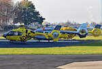 Dreigestirn vor der ADAC-Werft am Flugplatz Bonn-Hangelar. EC-135P-2 D-HBYF, H 145 VP-CAZ und EC 145T-2 D-HYAF - 11.11.2021