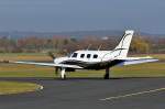 PA 46-310P Malibu, N666CP rollt in Bonn-Hangelar zum Start - 25.11.2011