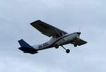 Cessna 152, OK-GOL gestartet auf der Piste 24 in Gera (EDAJ) am 17.8.2019