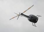 Private Robinson R 44 Raven I D-HFCV whrend des Flugprogramms beim Flugplatzfest in Strausberg am 08.05.2010