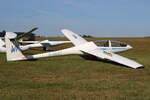 Segelfluggruppe Wershofen, D-0697, DG-Flugzeugbau DG-1000S, S/N: 10-111S76.
