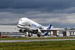 F-GXLN , Airbus Transport International , Airbus A330-743L Beluga XL , Hamburg-Finkenwerder , 21.10.2025 ,