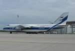 Volga Dnepr aNTONV an 124-100 RA-82044 Flughafen Mnchen 12.05.2010