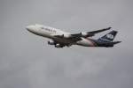 Boeing 747-400F; Kennung N-741WA von WOLRD CARGO startet am 05.09.2009 auf Startbahn/West von Frankfurt/Main Flughafen.