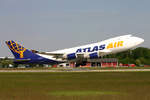 Atlas Air, N412MC, Boeing 747-47UF, msn: 30559/1244, 19.Mai 2005, FRA Frankfurt, Germany.
