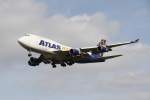 Boeing 747-481(BCF) - N429MC - Atlas Air    vor der Landung auf der Air Base Ramstein am 3.