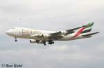 Die Emirates kam mit einer Boeing 747-47U F(SCD)und der Reg N 498MC, am 24.7.2005 nach Frankfurt. Sie fliegt auch für Atlas Air (Cargo).