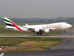 Emirates Sky Cargo B747-400ERF N498MC kurz vorm Touchdown auf 05R in DUS / EDDL / Düsseldorf am 03.06.2007