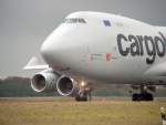 LX-UCV, Boeing 747-400F  City Of Bertrange  von Cargolux in Luxembourg